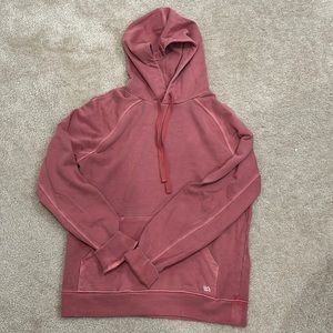 Small women’s hoodie, never worn. Dicks sporting goods brand.